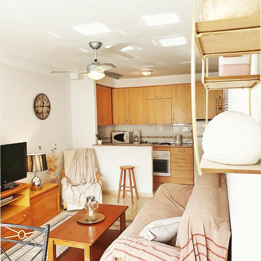 Apartment In Campoamor Overlooking The Swimming Pool Extérieur photo